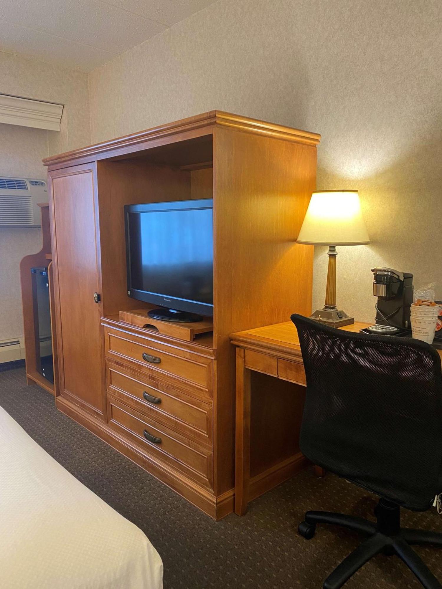 Western Kelly 4*